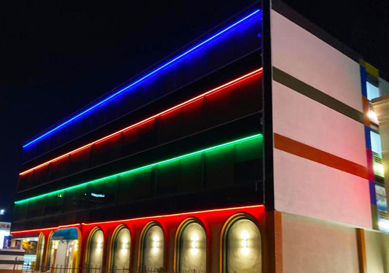 פילדלפיה Philly Inn & Suites מראה חיצוני תמונה